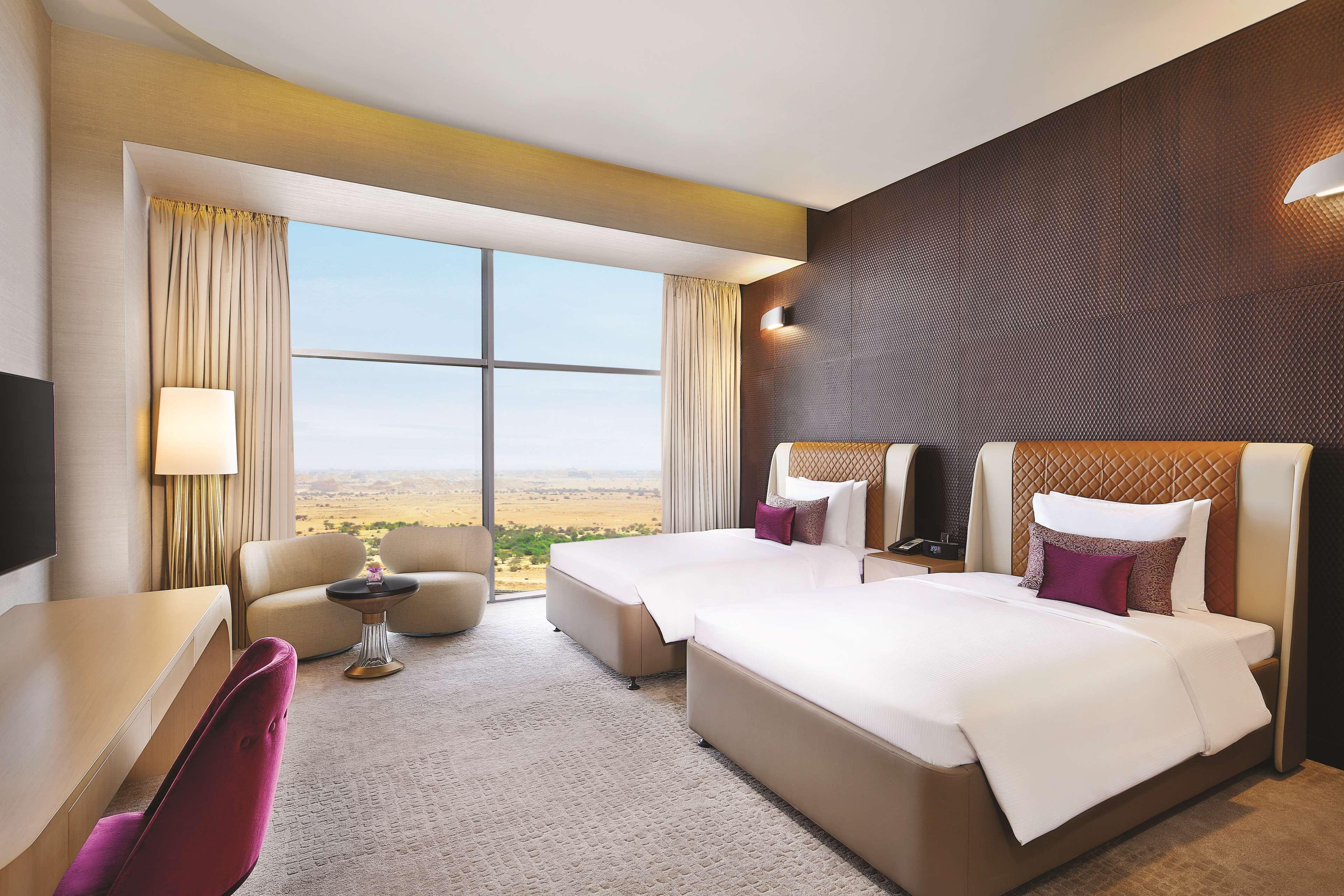 Hotel Alrayyan Doha, Curio Collection By Hilton