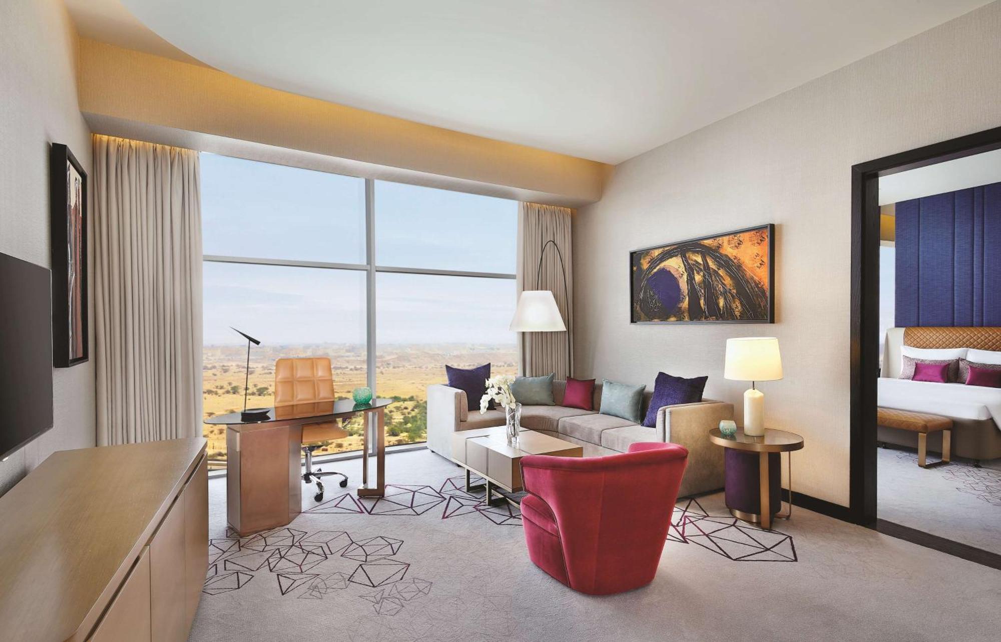 Hotel Alrayyan Doha, Curio Collection By Hilton