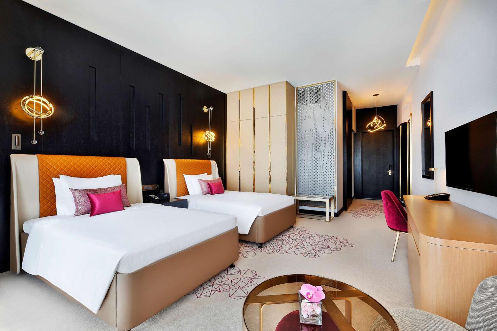 Hotel Alrayyan Doha, Curio Collection By Hilton Doha