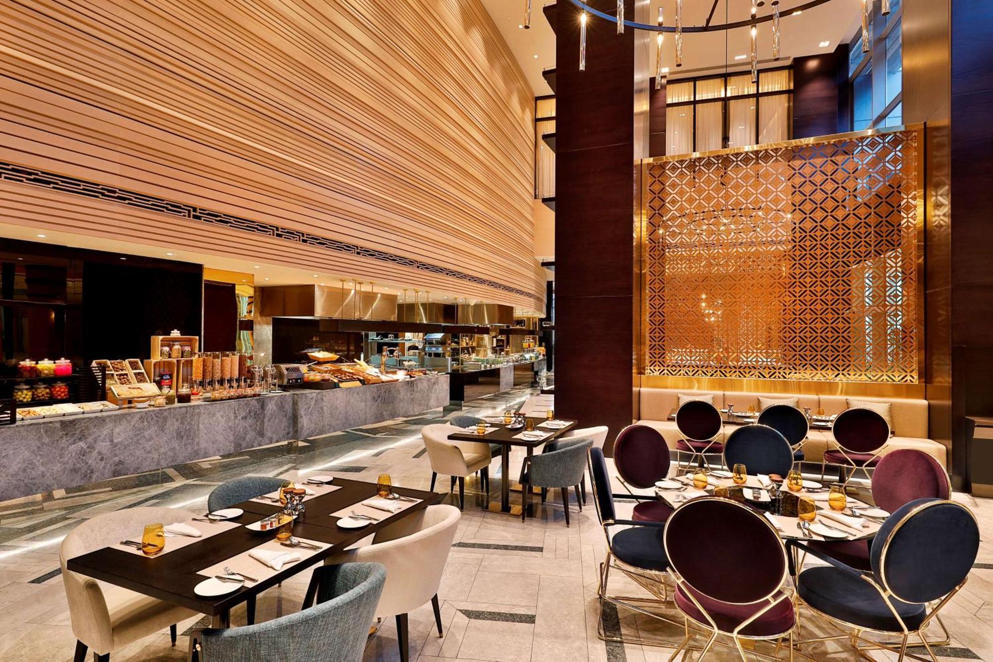 Alrayyan Doha, Curio Collection By Hilton 5*